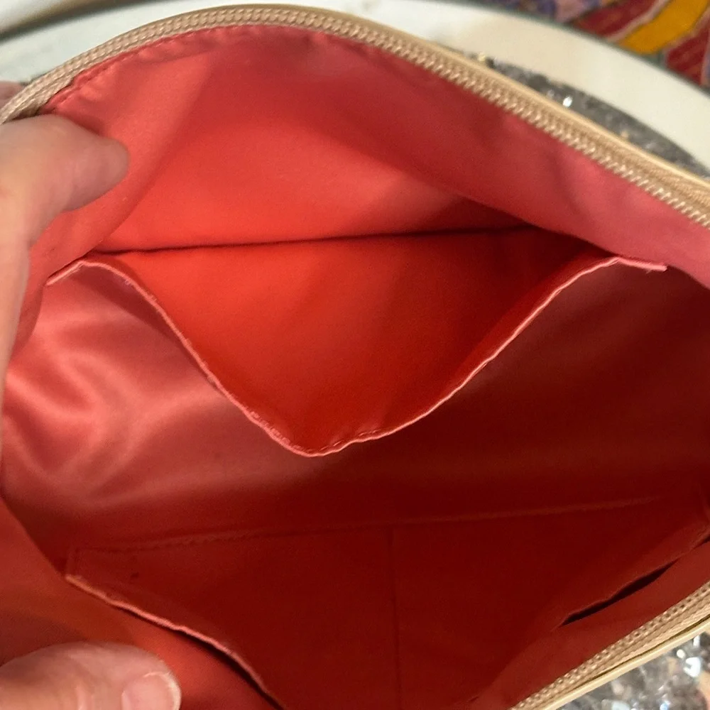 VGUC Coach cosmetic or makeup bagfrom the Daisy Signature Floral collection. - Picture 6 of 7